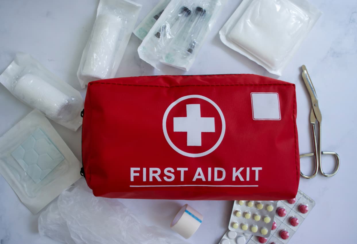 How to Create a Custom First Aid Kit