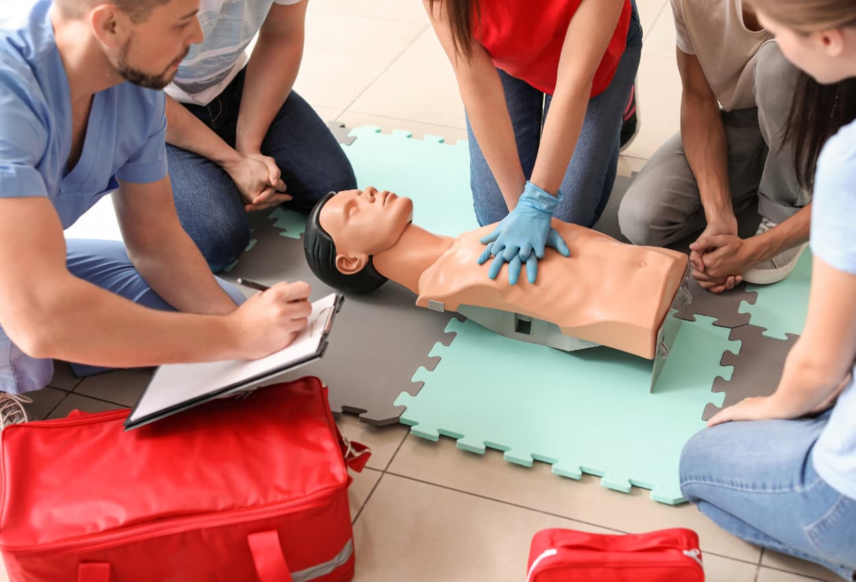 First Aid Kit vs Training UK